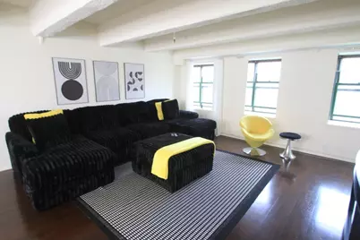 270 E Highland Ave #516, Milwaukee, WI 53202 - Photo 1