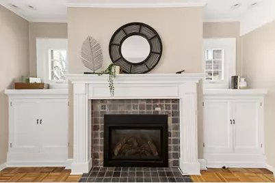 722 E Carlisle Ave, Whitefish Bay, WI 53217 - Photo 8