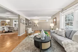 722 E Carlisle Ave, Whitefish Bay, WI 53217 - Photo 10