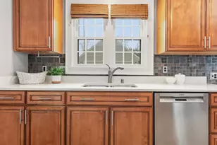 722 E Carlisle Ave, Whitefish Bay, WI 53217 - Photo 22