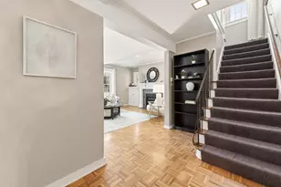 722 E Carlisle Ave, Whitefish Bay, WI 53217 - Photo 12