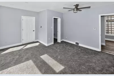 2356 N 1st St, Milwaukee, WI 53212 - Photo 22