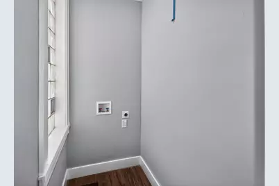 2356 N 1st St, Milwaukee, WI 53212 - Photo 16