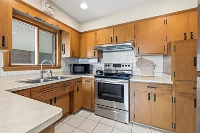 5028 N 131st St, Butler, WI 53007 - Photo 12