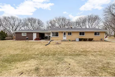 5028 N 131st St, Butler, WI 53007 - Photo 4