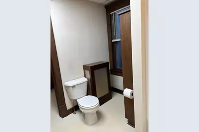 N89W16329  Cleveland Ave, Menomonee Falls, WI 53051 - Photo 14