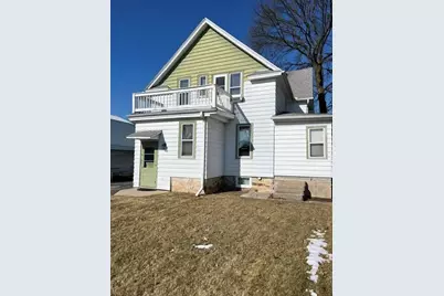 N89W16329  Cleveland Ave, Menomonee Falls, WI 53051 - Photo 6