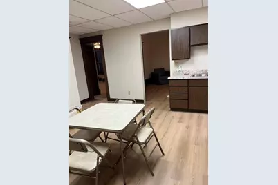 N89W16329  Cleveland Ave, Menomonee Falls, WI 53051 - Photo 20