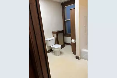 N89W16329  Cleveland Ave, Menomonee Falls, WI 53051 - Photo 18
