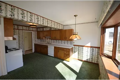 951 W Walworth Ave, Whitewater, WI 53190 - Photo 14