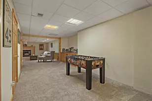 1212 Laurel Ln, Racine, WI 53139 - Photo 24