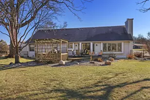 1212 Laurel Ln, Racine, WI 53139 - Photo 32