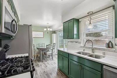 5711  63rd St, Kenosha, WI 53142 - Photo 10