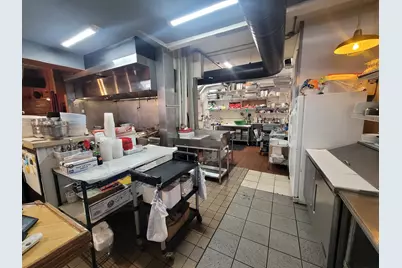 605 E Washington Ave #2, Madison, WI 53703 - Photo 30