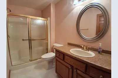 350  Hartford Sq, Hartford, WI 53027 - Photo 10