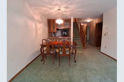 350  Hartford Sq, Hartford, WI 53027 - Photo 4