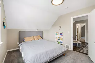 2908 N 74th St, Milwaukee, WI 53210 - Photo 20