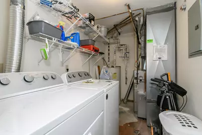 1901  Woodburn Rd #D, Waukesha, WI 53188 - Photo 22