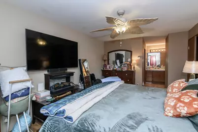 1901  Woodburn Rd #D, Waukesha, WI 53188 - Photo 20