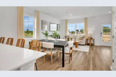 4835  Oakmont Rd, Racine, WI 53403 - Photo 6