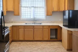 1236 Grand Ave, Racine, WI 53403 - Photo 4