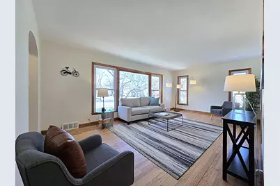 4448 S Lake Dr, Cudahy, WI 53110 - Photo 10