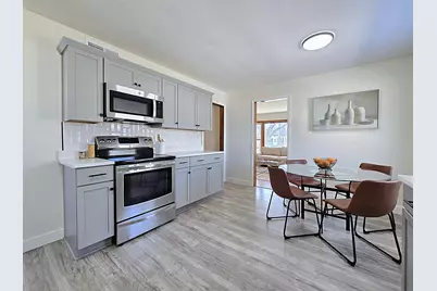 4448 S Lake Dr, Cudahy, WI 53110 - Photo 6