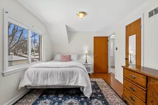 1929 W Marne Ave, Glendale, WI 53209 - Photo 26