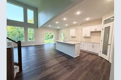 4733  Piper Ln, Racine, WI 53403 - Photo 2