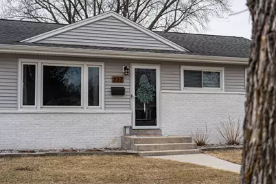 332  Greenmeadow Dr, Waukesha, WI 53188 - Photo 2