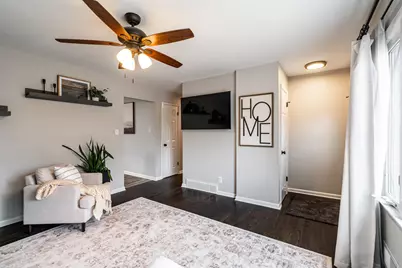 332  Greenmeadow Dr, Waukesha, WI 53188 - Photo 6