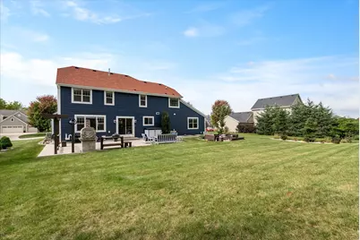 W273N2420  Arlington Ct, Pewaukee, WI 53072 - Photo 48