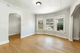 1128 S 35th St, Milwaukee, WI 53215 - Photo 4