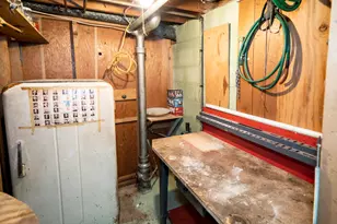 917 Jefferson St, West Bend, WI 53090 - Photo 34