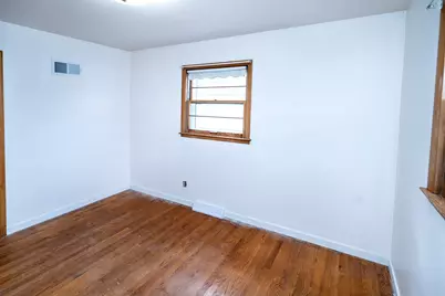 917  Jefferson St, West Bend, WI 53090 - Photo 22