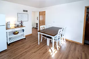 917 Jefferson St, West Bend, WI 53090 - Photo 10