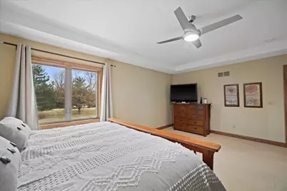 851  Ravine Ridge Dr, Richfield, WI 53017 - Photo 24