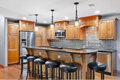 321  Park Hill Dr #E, Pewaukee, WI 53072 - Photo 1