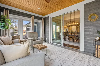 17860  Greenbrier Dr, Brookfield, WI 53045 - Photo 20