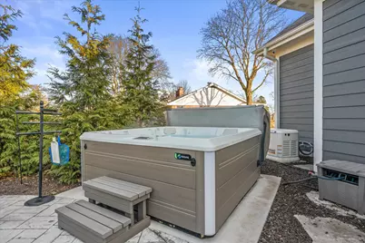 17860  Greenbrier Dr, Brookfield, WI 53045 - Photo 48