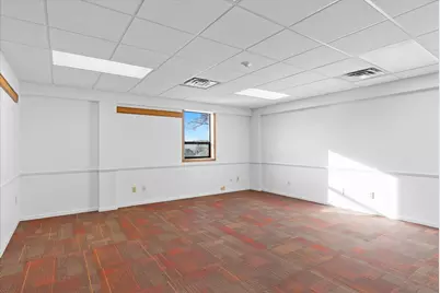 705  Schoenhaar Dr, West Bend, WI 53090 - Photo 4