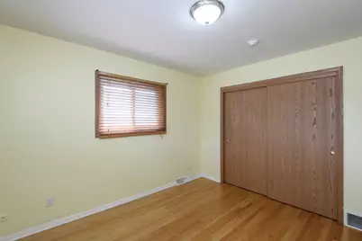 325  Sentinel Dr, Waukesha, WI 53189 - Photo 54