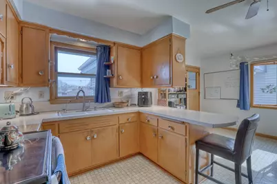 3010  Cottonwood Ct, Brookfield, WI 53005 - Photo 12