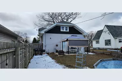 1115  Perry Ave, Racine, WI 53406 - Photo 2