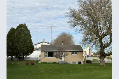 3311  Whistle Ln, Two Rivers, WI 54241 - Photo 2