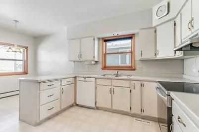 416  23rd St, La Crosse, WI 54601 - Photo 14