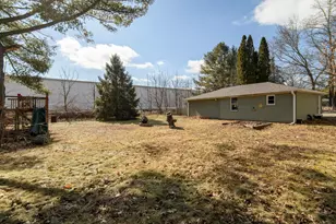 471 W South St, Oconomowoc, WI 53066 - Photo 30