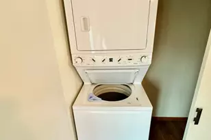 907 Fox Creek Dr, Watertown, WI 53098 - Photo 8