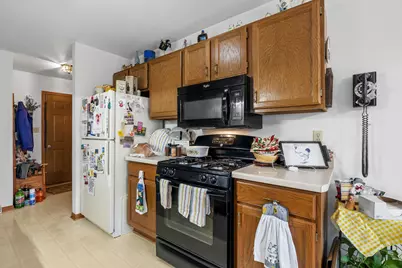 1105  Linden St #1107, Cleveland, WI 53015 - Photo 2