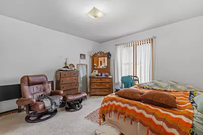 1105  Linden St #1107, Cleveland, WI 53015 - Photo 12